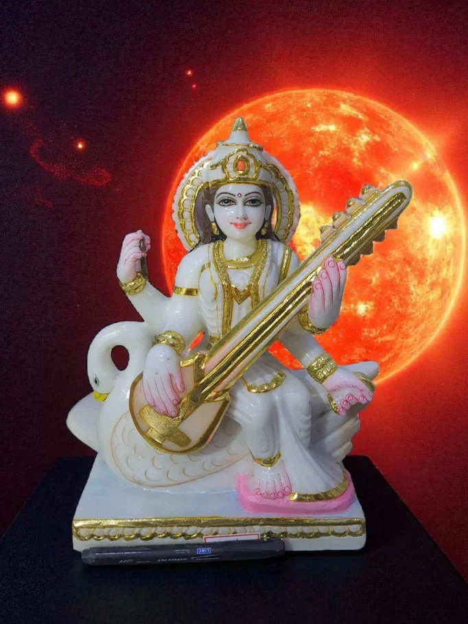 saraswati statue