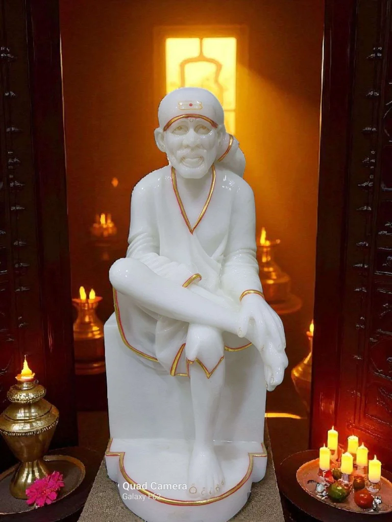 sai baba statue